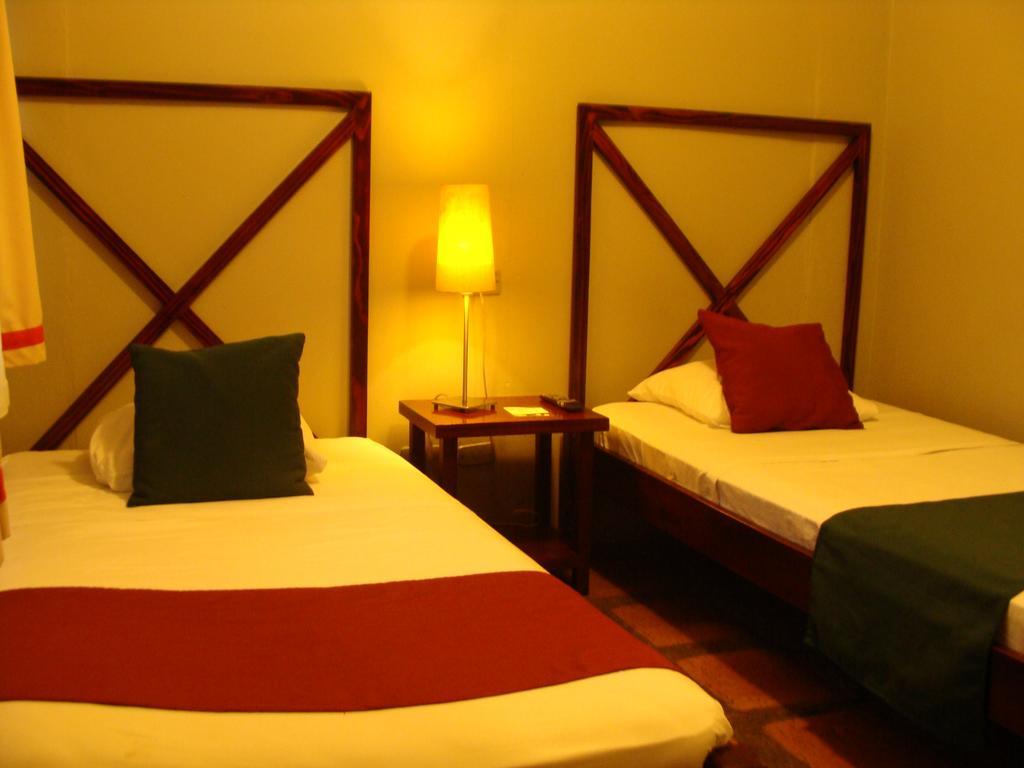 Hotel 利比里亚 外观 照片