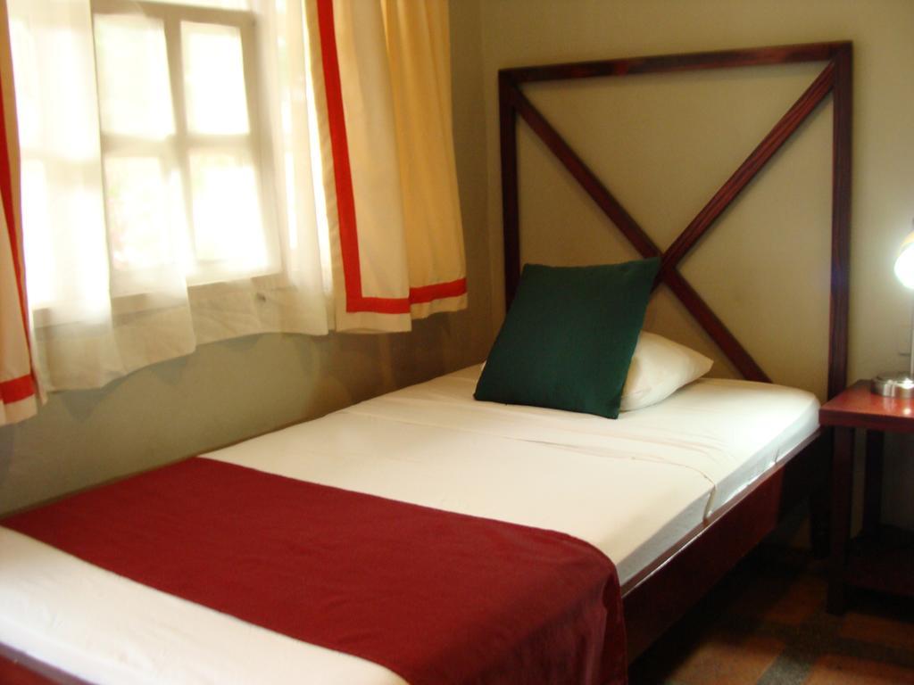 Hotel 利比里亚 外观 照片